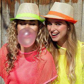 Lier - Fun - Shop - Carnaval - jaren 80 - jaren 90 - foute party - kamping kitsch - fluo dag - strapdag - visnet - blouse - topje