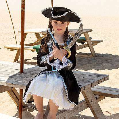 Lier - Fun - Shop - Carnaval - Halloween - piraat - piraten - kleedje - pistool - piratenhoed - ooglapje - zwarte jurk - boot